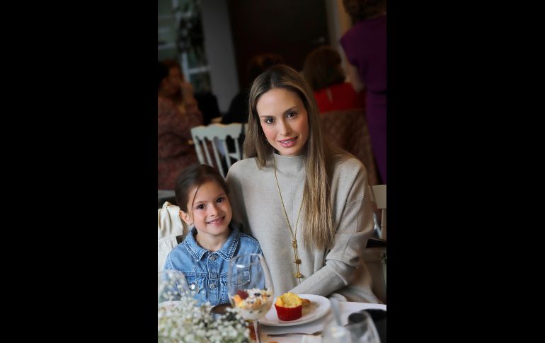 Romina De La Garza y Vero Sifuentes. GENTE BIEN JALISCO/ Claudio Jimeno