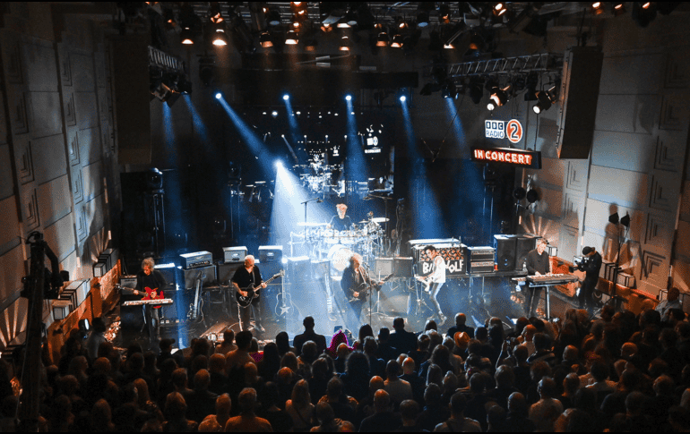 El álbum de la banda cuenta con un toque especialmente personal, pues muchas de las letras plasman pasajes de la vida de Smith. X/@thecure