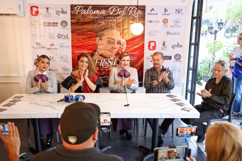 Paloma del Río expresa que los asistentes van a disfrutar de un espectáculo de primer nivel a precios accesibles. EL INFORMADOR/H. Figueroa.