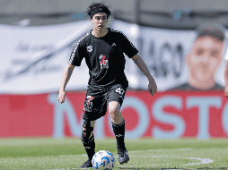 Conocido como Spreen en redes sociales, Iván Buhajeruk fue contratado hace dos meses y ayer debutó como titular del equipo Riestra. EFE / J.I. Roncoroni