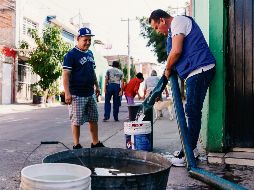 De acuerdo con usuarios, el megacorte de agua se extendió a colonias de Tonalá y Tlaquepaque. ESPECIAL
