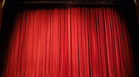 Este elenco combina experiencia, talento y carisma, esta version de Wicked podría ser un éxito en escenario y en pantallas. ESPECIAL/ Imagen de Christos Giakkas en Pixabay