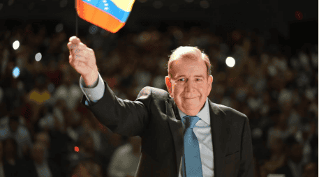 Edmundo González se encuentra exiliado de Venezuela, después de las elecciones presidenciales. INSTAGRAM / @mariacorinamachado / @egonzalezurrutia