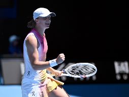 Iga Swiatek busca su primer campeonato en Australia. EFE/J. Carrett
