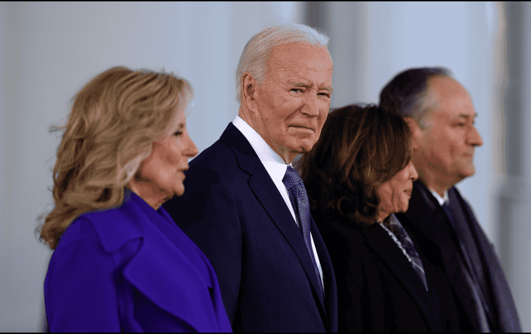 Joe Biden otorgó indultos generales para su hermano James y su esposa, Sara, su hermana Valerie y su esposo, John Owens, así como a su hermano Francis. EFE / W. Oliver