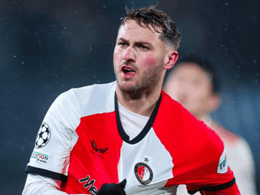 Santiago Giménez disputó más de dos temporadas con el equipo de Rotterdam. INSTAGRAM / @sant.gimenez