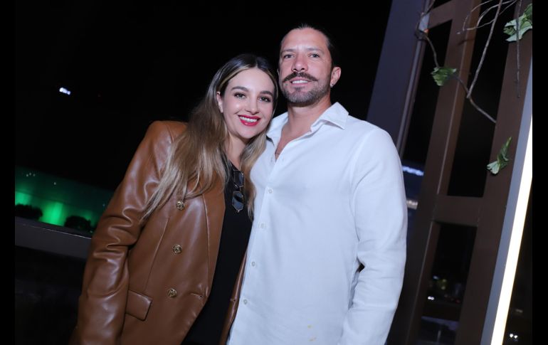 Valerie Salcedo y Diego Azanza. GENTE BIEN JALISCO / C. Jimeno