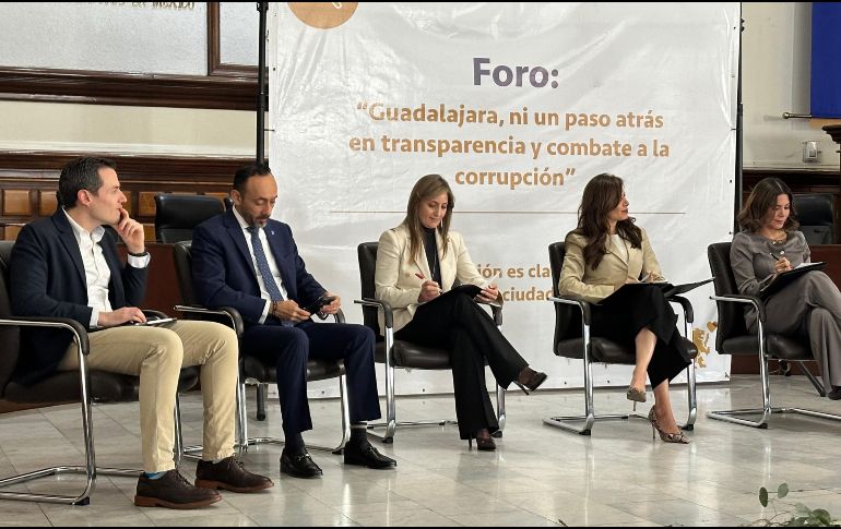 El regidor enfatizó la relevancia de modernizar la administración pública y de incorporar tecnologías que faciliten el acceso a la información. CORTESÍA.