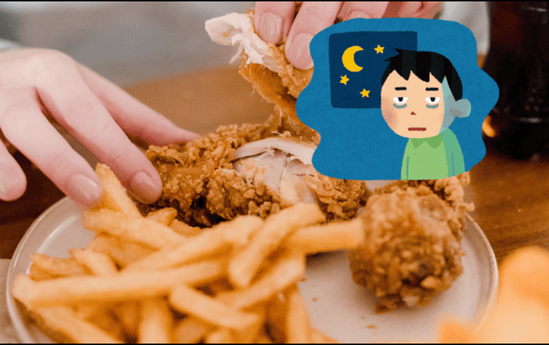 Algunos alimentos podrían impedirte tener el descanso adecuado durante la noche. PEXELS / CANVA