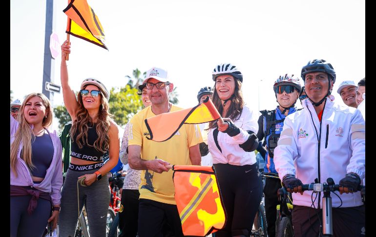 Desde la explanada del parque Ex penal de Oblatos, Verónica Delgadillo, presidenta municipal de Guadalajara, inauguró la nueva etapa de la Vía RecreActiva en la ciudad, que contará con más actividades deportivas, culturales y recreativas. EL INFORMADOR / H. Figueroa