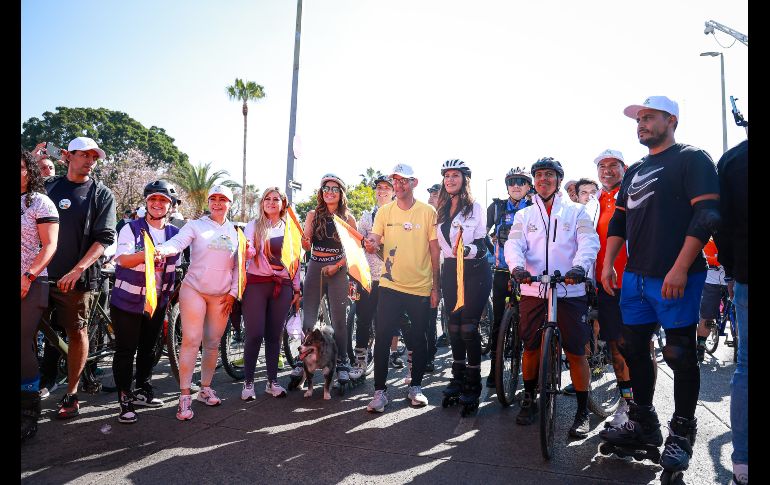 Desde la explanada del parque Ex penal de Oblatos, Verónica Delgadillo, presidenta municipal de Guadalajara, inauguró la nueva etapa de la Vía RecreActiva en la ciudad, que contará con más actividades deportivas, culturales y recreativas. EL INFORMADOR / H. Figueroa
