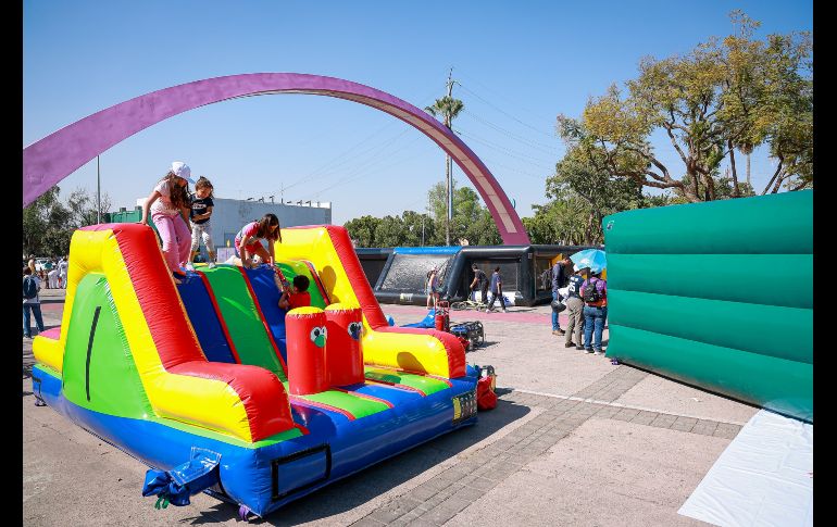 A partir de hoy, todos los domingos de este año se habilitarán puestos de vacunación y atención de mascotas; conciertos al aire libre; clases de batucada; activaciones físicas; asesorías nutricionales, entre otras actividades. EL INFORMADOR / H. Figueroa