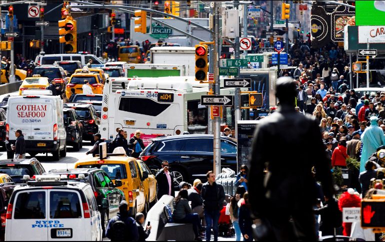 Nueva York cerró uno de los más grande campamento de migrantes de la ciudad, un campamento que se encontraba en un antiguo aerodromo. EFE/J. Lane.