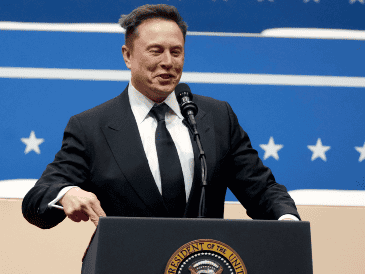 Elon Musk trato de adquirir la empresa especializada en la inteligencia artificial OpenAI por 97 mil mdd. AP foto/M. Rourke.