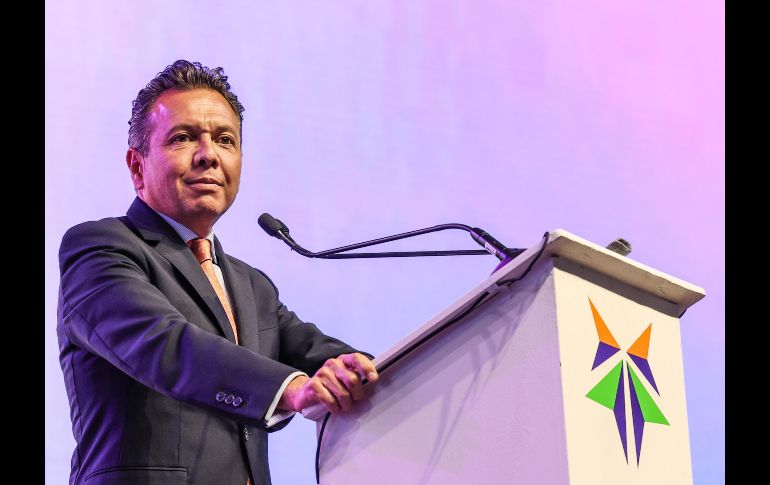 Enrique Vallin Osuna, director General de Aviación Civil, destacó que la inversión además representa la oportunidad de generar nuevos empleos e impulsar el turismo. EL INFORMADOR/ A . Navarro.