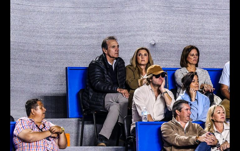 Música, luces y un ambiente único fue lo que brindó la primera fecha del UTS en Guadalajara, por lo que la afición tapatía se desbordó en emociones y disfrutó de un espectáculo top a nivel mundial, llenando el Complejo Panamericano de Tenis. EL INFORMADOR / A. Navarro.