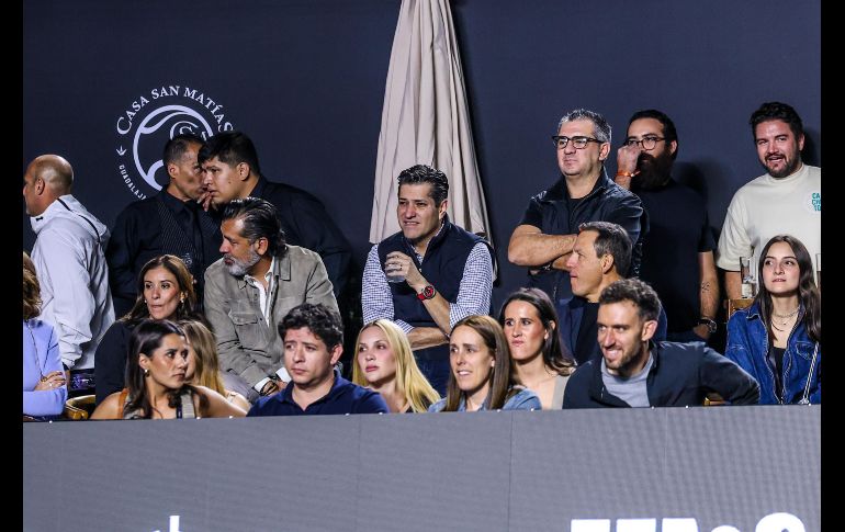 Música, luces y un ambiente único fue lo que brindó la primera fecha del UTS en Guadalajara, por lo que la afición tapatía se desbordó en emociones y disfrutó de un espectáculo top a nivel mundial, llenando el Complejo Panamericano de Tenis. EL INFORMADOR / A. Navarro.