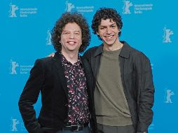 El director de cine, guionista y productor Michel Franco y el bailarín y actor Isaac Hernández  durante una sesión fotográfica para la película “Dreams”. EFE/C. Neundorf