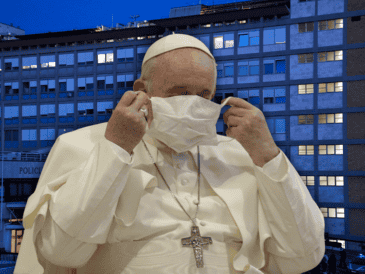 El Papa Francisco permanece en el hospital Gemelli de Roma por una infección polimicrobiana del tracto respiratorio. EFE / R. Antimiani / AP / ARCHIVO