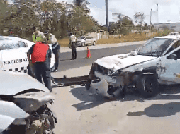 Por ser un tramo federal también arribaron elementos de la Guardia Nacional. ESPECIAL