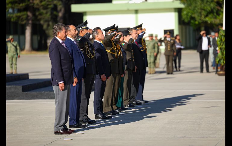 El evento fue encabezado por Miguel Ángel Hernández Martínez, comandante de la V Región Militar, quien destacó en su discurso que el Ejército Mexicano se nutre del pueblo, sirven al pueblo y trascienden por el pueblo. EL INFORMADOR/ H. Figueroa.