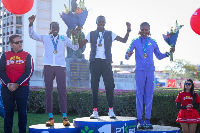 En la categoría de mujeres, Judy Kemboi ganó el primer lugar con un tiempo de 1:07:45. EL INFORMADOR/H. FIGUEROA