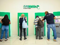 Vecinos de Tonalá y Tlajomulco ven disminución en el precio de su recibo de luz en el último bimestre. EL INFORMADOR/ H. Figueroa.