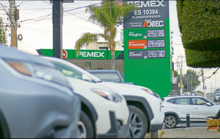 La Presidenta Claudia Sheinbaum confió en que a partir de la próxima semana el precio de la gasolina se ajuste conforme a lo pactado con importadores, comercializadores, distribuidores y transportistas. EL INFORMADOR/ H. Figueroa