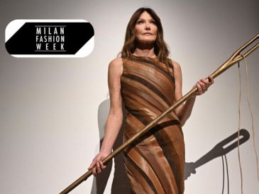 La obra representó un símbolo de la artesanía y destacó en la cuarta jornada de la Semana de la Moda milanesa. EFE / EPA / D. DAL ZENNARO