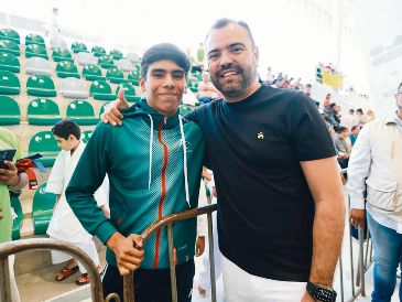 Gerardo Quirino. El alcalde de Tlajomulco convivió con deportistas del municipio. ESPECIAL