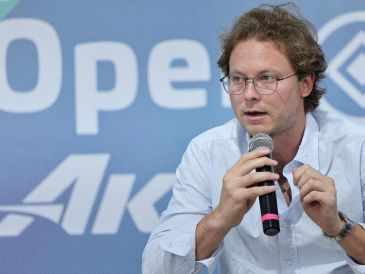 "Realmente las jugadoras tuvieron una semana espectacular, me atrevo a decir que pudiéramos ganar el mejor torneo del año por cómo las tenistas respondieron", dijo el director del certamen, Gustavo Santoscoy García.