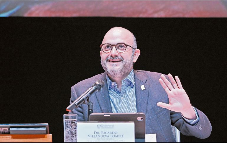 Ricardo Villanueva. El exrector de la Universidad de Guadalajara agradeció el apoyo y la generosidad de la comunidad universitaria durante su gestión. ESPECIAL