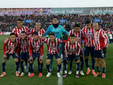 Todas las categorías de Chivas han tenido que remar contracorriente. IMAGO7/ J. ZAMORA