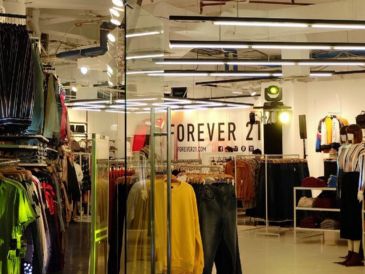 En México, sus tiendas no se verán perjudicadas hasta nuevas órdenes como liquidaciones, cierre de sucursales o recorte de personal. X/Forever21ph