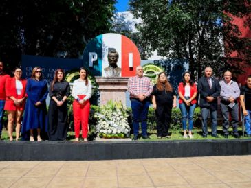 La presidenta del PRI, Laura Haro recordó la frase "Veo un México con hambre y sed de justicia", pronunciada por el priista asesinado en Lomas Taurinas hace 31 años. CORTESÍA.