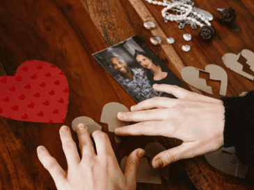 Existen diversas razones por las cuales una persona puede ser infiel. PEXELS