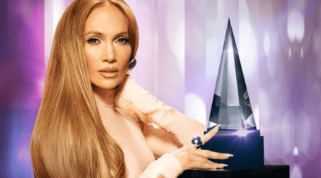 La artista se mostró emocionada en sus redes sociales tras anunciar su participación en el regreso de este evento. X / @AMAs