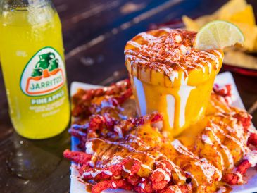 Si decides prescindir de la mayonesa y el queso, estos antojitos pueden convertirse en opciones nutritivas que puedes disfrutar con frecuencia. UNSPLASH / Jarritos Mexican Soda