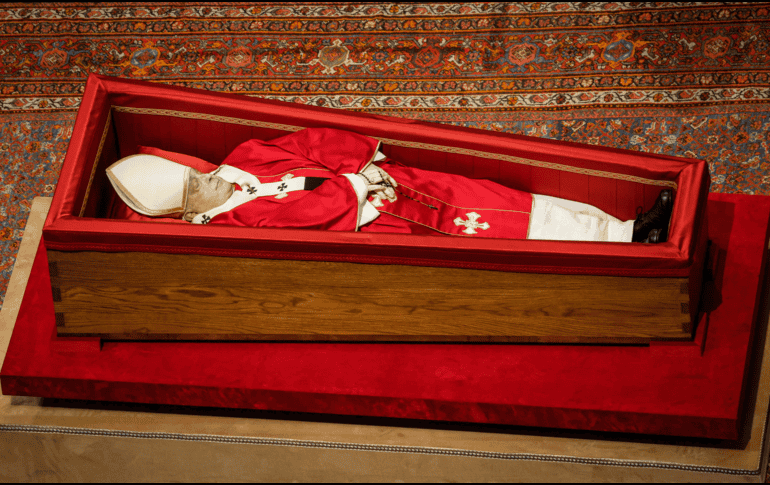 La muerte y el funeral de Francisco dan inicio a un período de transición cuidadosamente orquestado en la Iglesia católica. EFE / G. Lami