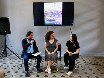 El anuncio fue realizado por Allen Vladimir Gómez, Director de Desarrollo Cultural y Artístico; Ruth Escamilla Monroy, Jefa de Lengua y Literatura; y Diana Sigala, Directora de Cultura de Sayula, quienes detallaron que se realizarán cinco viajes gratuitos entre mayo y septiembre de este año. CORTESÍA