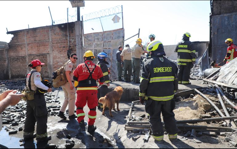 Como parte de los análisis que se hacen en este sentido, Ramírez López indicó que ya quedó totalmente la versión en la cual se comentó que los químicos se habían corrido por las tuberías de la zona, confirmando que las compuertas internas siempre estuvieron cerradas. CORTESÍA / Bomberos de Guadalajara