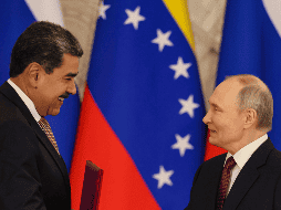 En 2015, el mandatario venezolano también asistió a los festejos de la Victoria soviética sobre el nazismo con ocasión de su 70 aniversario. EFE / Y. Kochetkov