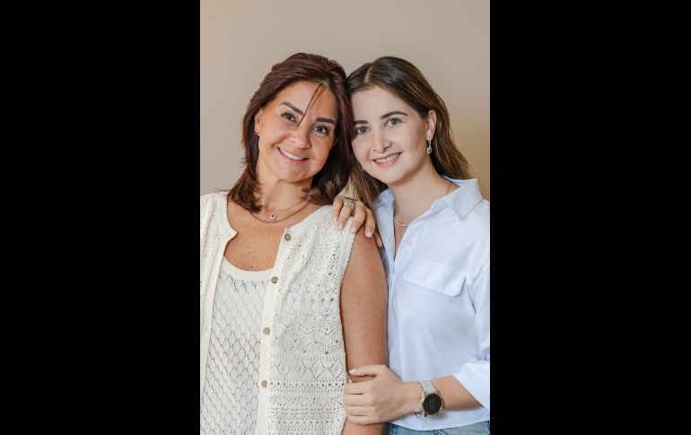 Cecy Villanueva y Nathalia Medrano. GENTE BIEN JALISCO / T. Duppa