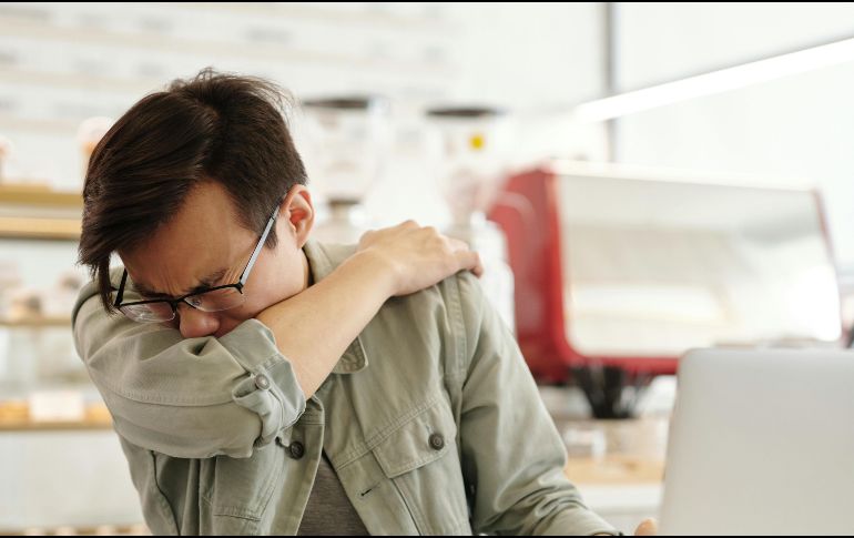 Estornudar es una acción involuntaria del cuerpo para proteger el organismo. Pixabay