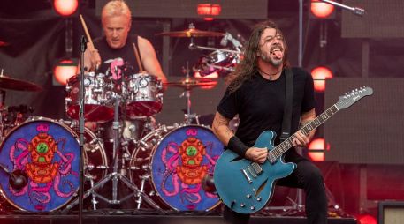 Josh Freese (izq) ha dejado de ser parte de Foo Fighters. ESPECIAL