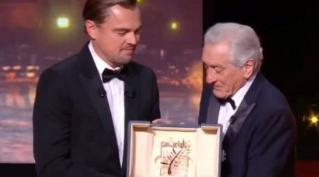 La misma noche de la inauguración, el festival arrancó con un extraordinario homenaje que aglutinó a todos los invitados en el Gran Teatro Lumiere. ESPECIAL