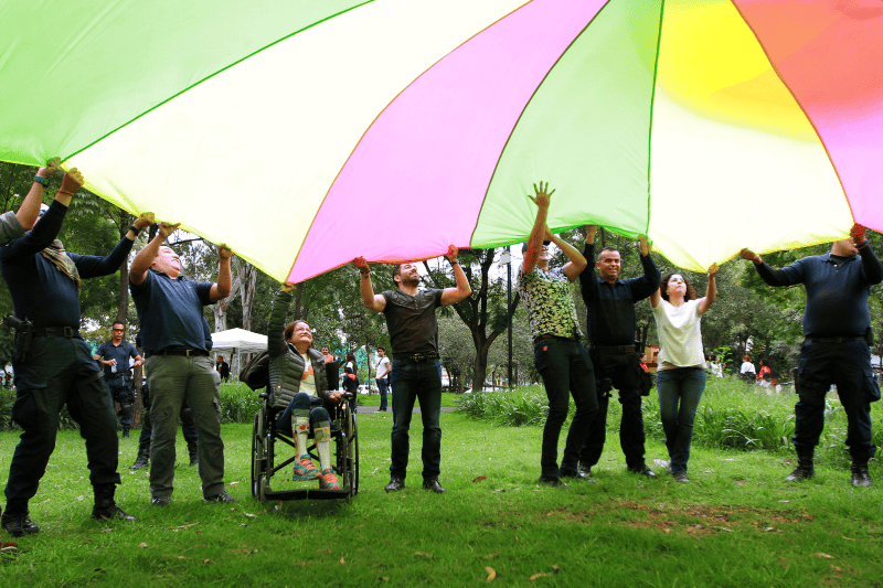 Psicólogos y psicólogas del Centro de Inteligencia Familiar A.C. y Psicología para niños, realizaron diversas actividades lúdicas para la familia con el fin de canalizar positivamente las emociones, reduciendo la ansiedad y miedo, tras el sismo del pasado 19 de septiembre de 2017. NTX / ARCHIVO
