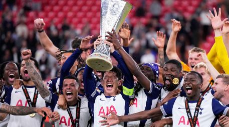 La victoria llega seis años después de que Tottenham, dirigido por el argentino Mauricio Pochettino, perdió ante Liverpool en la final de la Liga de Campeones. EFE/ L. Tejido.