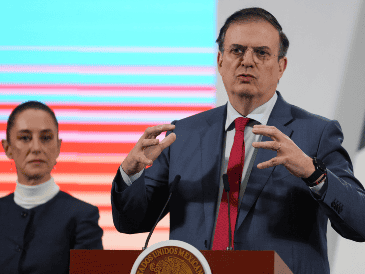 El secretario mexicano de Economía, Marcelo Ebrard, anuncia estas cifras en medio de la guerra comercial con Estados Unidos, cuando el gigante comercial ha impuesto aranceles al mercado internacional. AP / M. Ugarte