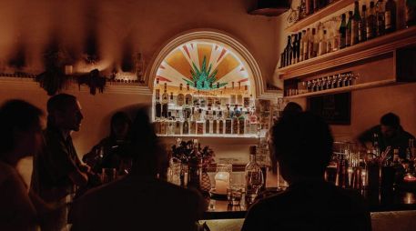 El Gallo Altanero sazona la experiencia con eventos musicales ocasionales, un menú en constante cambio que los mantiene frescos y en renovación recurrente, e incluso con baristas internacionales como invitados para dirigir la barra. ESPECIAL / 50 Best